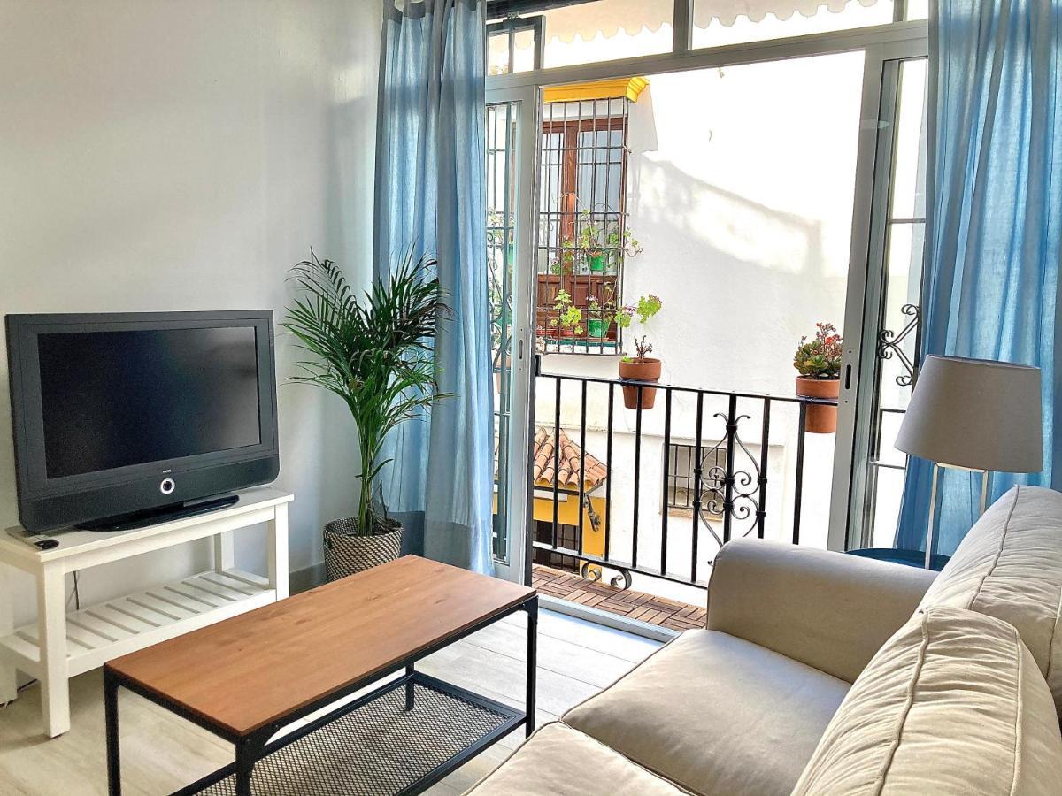 Acogedor Apt 8Pax 4Bdr 2Bth- Cozyhomesevilla2 ภายนอก รูปภาพ