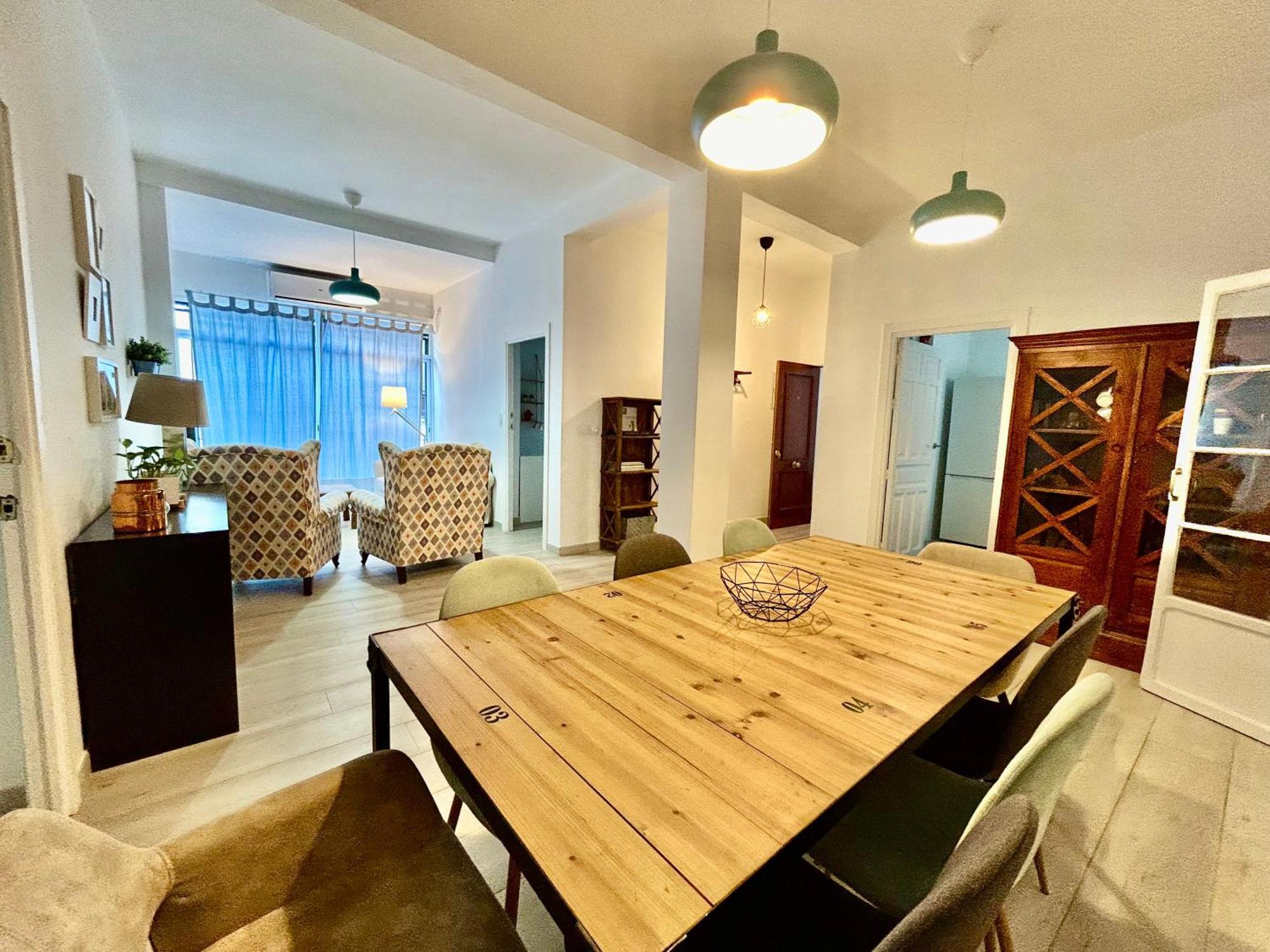 Acogedor Apt 8Pax 4Bdr 2Bth- Cozyhomesevilla2 ภายนอก รูปภาพ